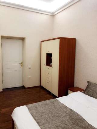 Апарт-отели Nizami street hotel apartment Баку Апартаменты с 2 спальнями-7
