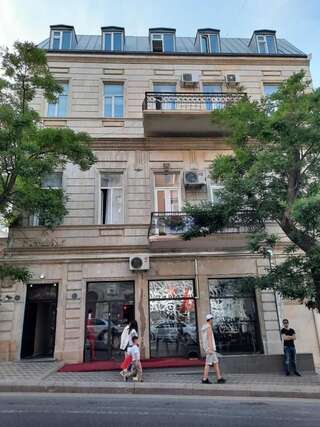 Апарт-отели Nizami street hotel apartment Баку Апартаменты - 1-й этаж-34
